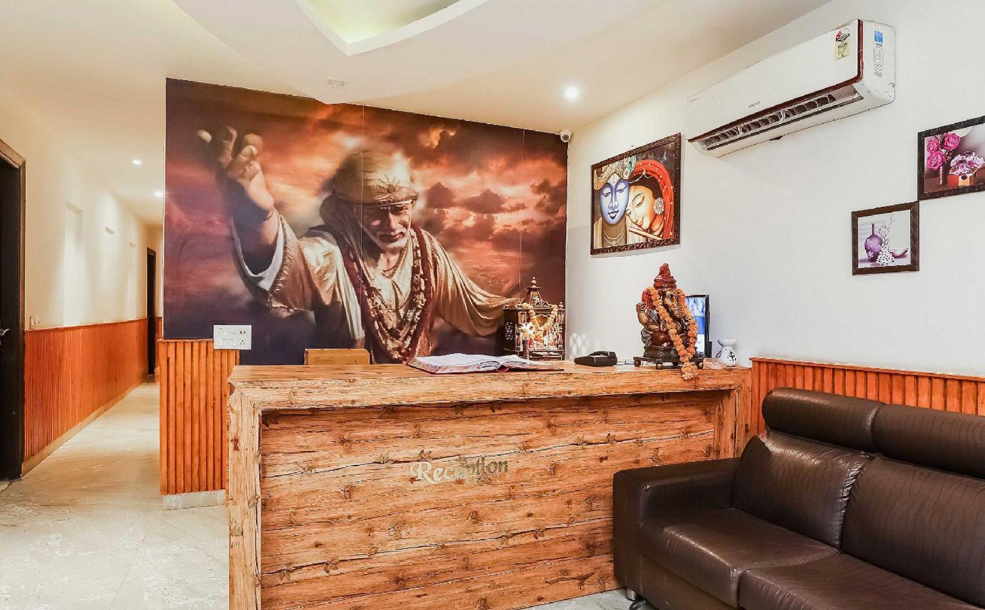 Hotel O Shri Sai Delhi  Exteriör bild