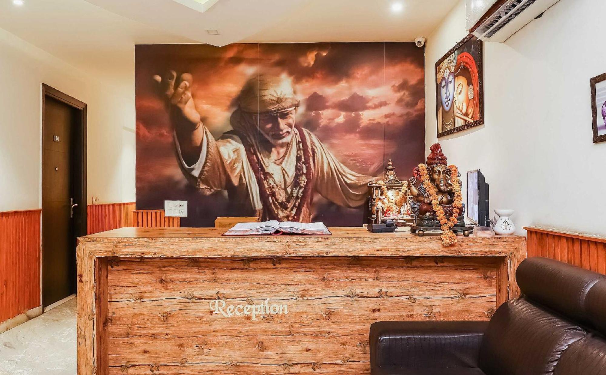 Hotel O Shri Sai Delhi  Exteriör bild