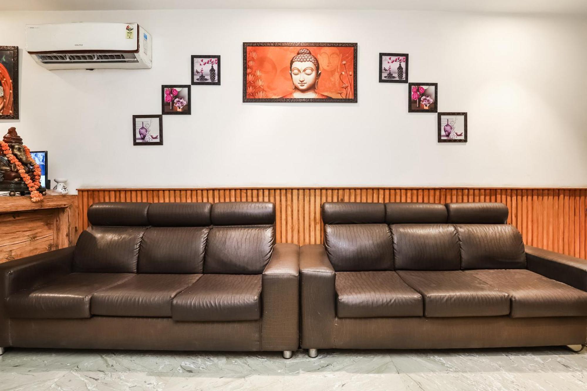 Hotel O Shri Sai Delhi  Exteriör bild
